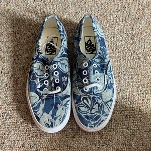 Women’s Vans floral denim print